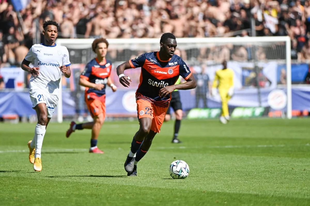 Yaël Mouanga, un statut qui interroge au fil de la préparation