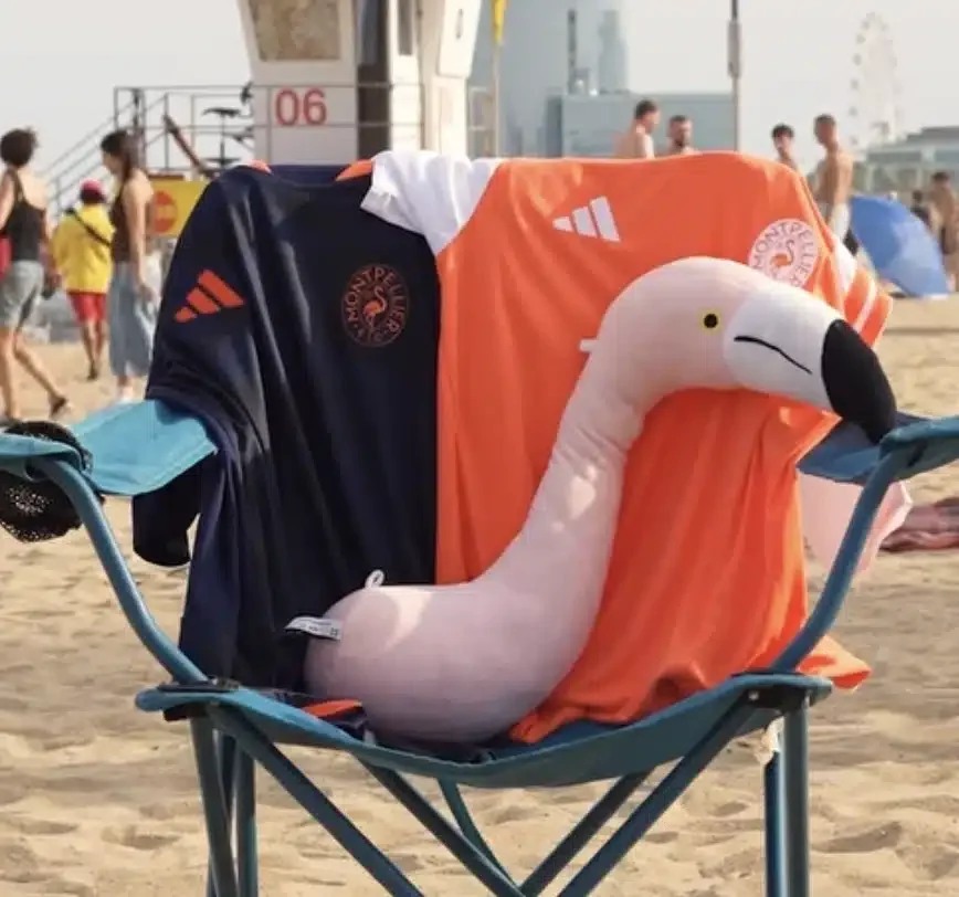 Le Montpellier FC dévoile son nouveau maillot extérieur pour la saison 2026-2027