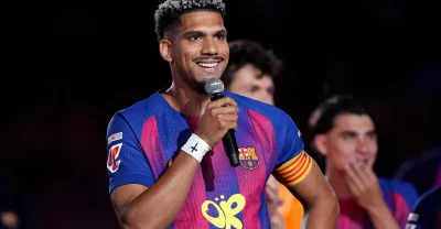 Ronald Araujo au Barça, un avenir revendiqué