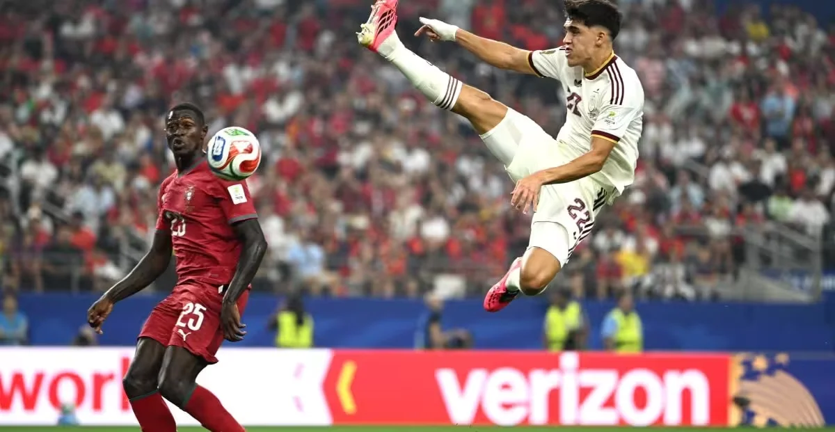 Pau Cubarsi avec l’Espagne, le roc du Barça