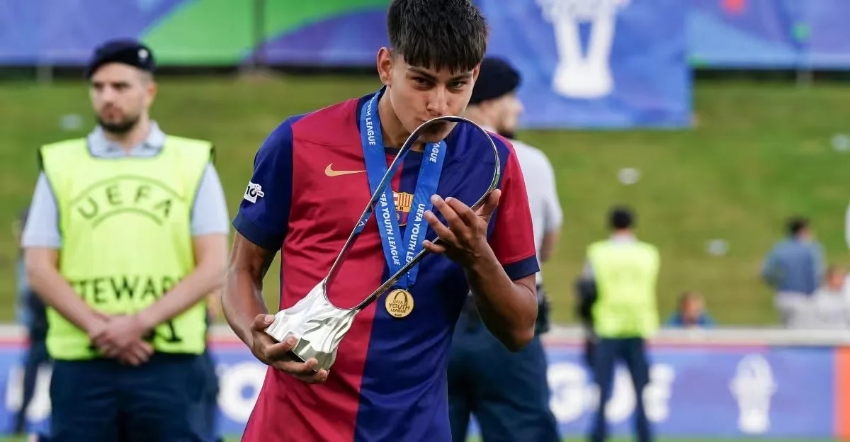 Brian Farinas au Barça : Flick suspend son départ
