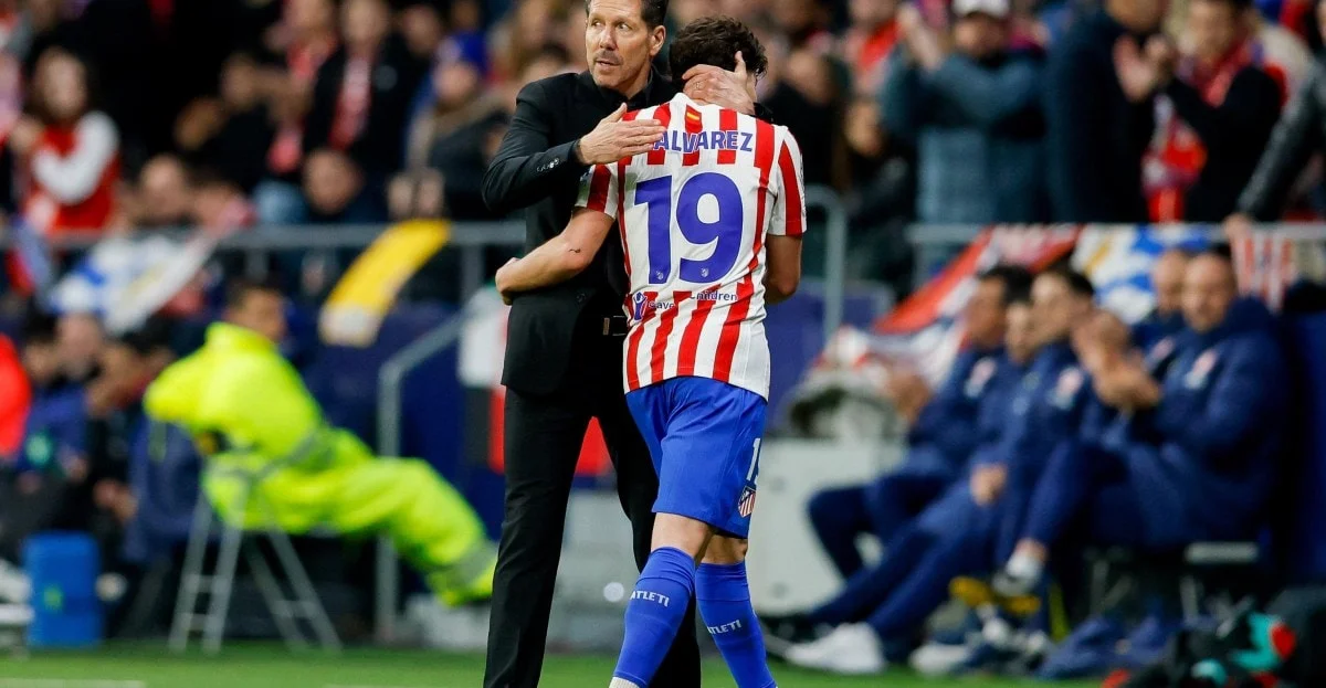 Julián Álvarez au Barça : l’Atlético refuse de vendre