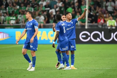 RC Lens Mercato : Leca aurait flashé sur un serial buteur qui a écœuré l’ASSE