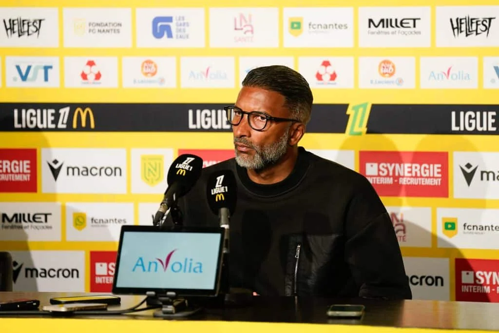 FC Nantes – OM : Beye annonce qu’il ne démissionnera pas et détruit ses joueurs