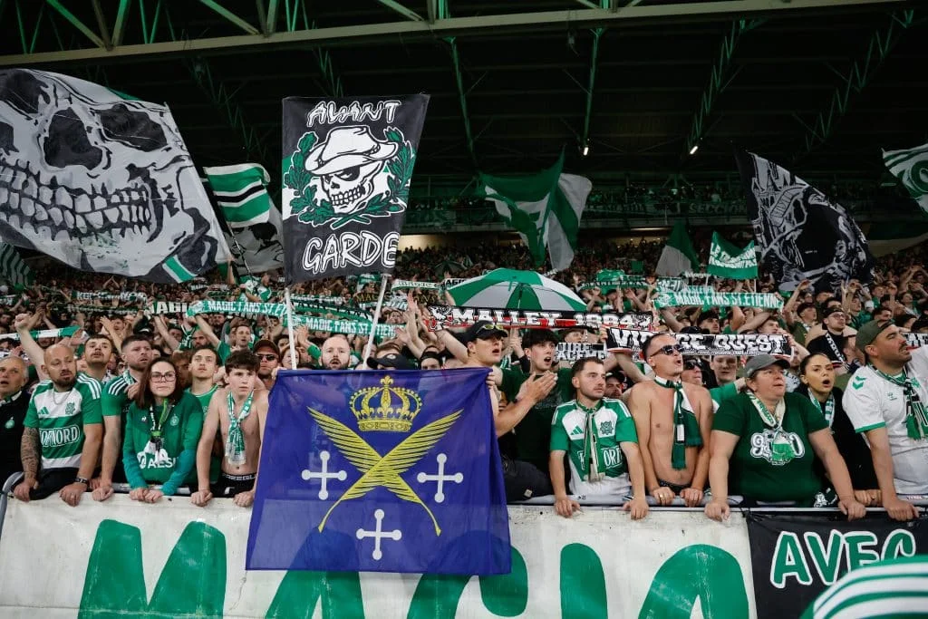 ASSE : la banderole forte des ultras stéphanois pour la montée