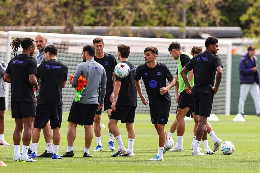 FC Barcelone : après Yamal et Raphinha, 200 M€ tombent pour un cadre de Flick ! 