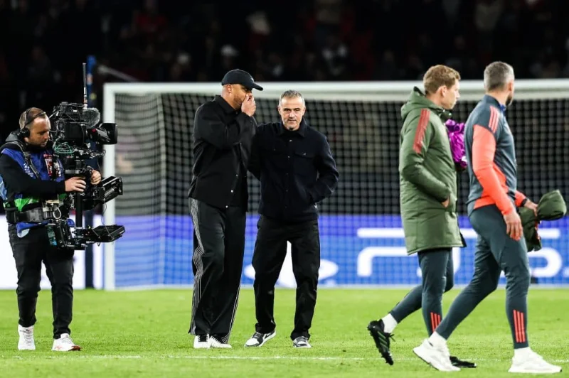 Bayern – PSG : Kompany crie au scandale arbitral, Luis Enrique chambre les Bavarois