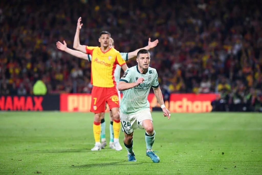 FC Nantes Mercato : après Dupé, les Kita vont boucler une signature espérée au RC Lens et à l’ASSE