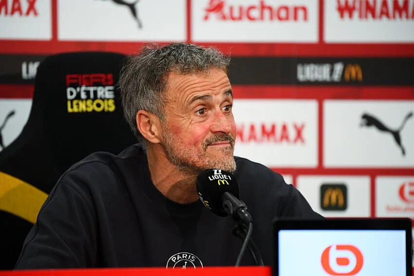 PSG : Luis Enrique recadre un joueur après Lens, Campos fait une énorme annonce sur le mercato