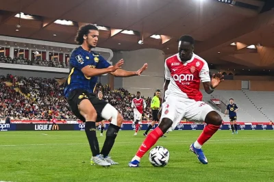 PSG Mercato : double coup de tonnerre pour Bouaddi, Paris avance sur 3 autres recrues !