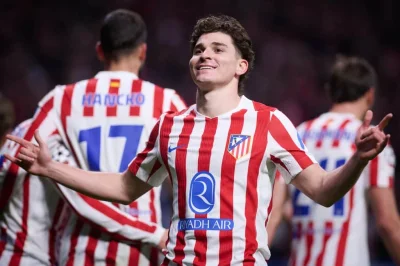 PSG Mercato : une décision forte est tombée pour Julián Álvarez, le FC Barcelone sous pression
