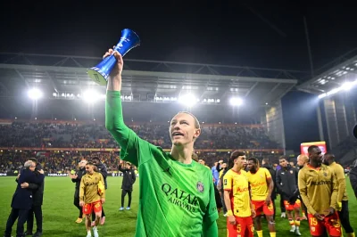 PSG : une nuit torride avec une star du X pour le pire cauchemar du RC Lens ?