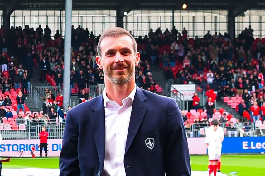 OM : Lorenzi claque déjà la porte à une légende chez les supporters marseillais 