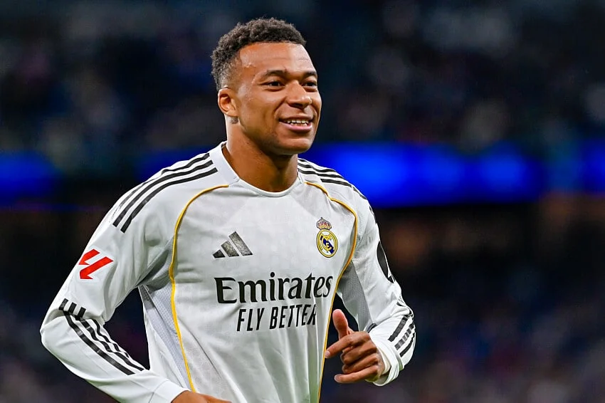 Real Madrid : Mbappé en couple avec la future star de La Casa De Papel ?