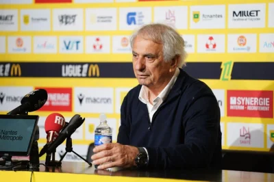 FC Nantes : Vahid Halilhodžić en larmes après le chaos à la Beaujoire