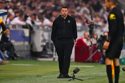 RC Lens – OGC Nice : Pierre Sage envoie un message grandiose aux supporters des Sang et Or avant la finale