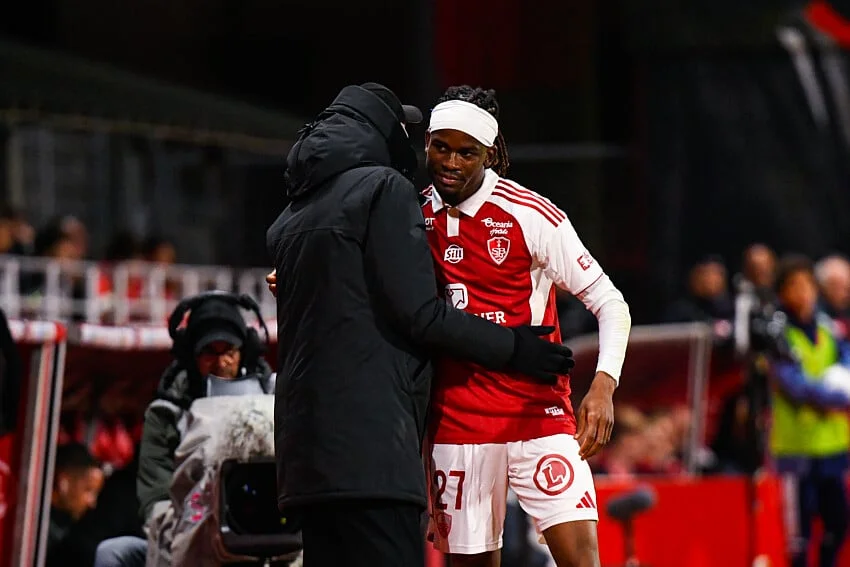 OM Mercato : un défenseur du Stade Brestois dans les valises de Lorenzi ?