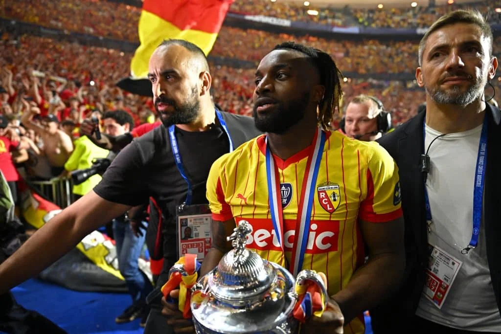 RC Lens Mercato : une tendance se dégage pour l’avenir de Saint-Maximin