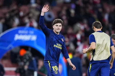 FC Barcelone Mercato : coups durs en série pour le PSG avec Julian Alvarez