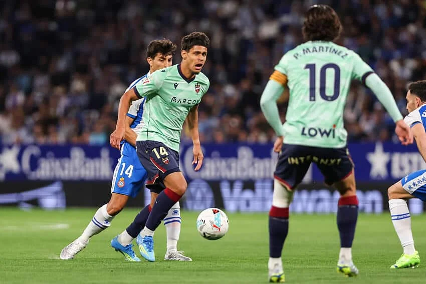 ASSE Mercato : Kilmer snobe Montanier et vise déjà une recrue au LOSC ! 