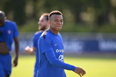 Les joueurs les plus chers du monde révélés, Mbappé retrouve le podium !