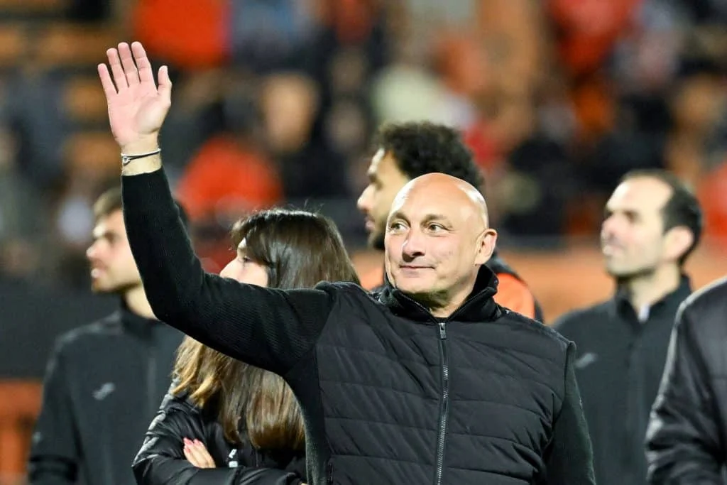 RC Lens : l’IA dévoile le futur coach des Sang et Or !