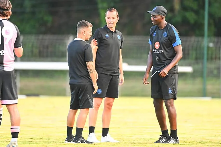 RC Lens : deux coaches en finale pour l’après Sage, un autre nom bien connu à Bollaert enflamme les supporters !