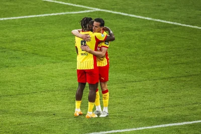 RC Lens Mercato : le club officialise un départ qui laisse déjà des regrets aux supporters