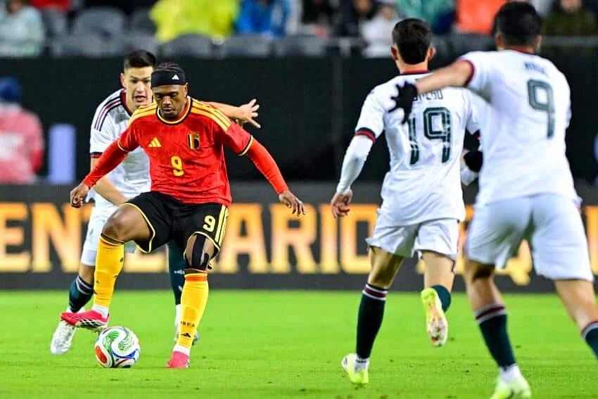 RC Lens, Stade Rennais Mercato : Openda de retour en Ligue 1, un cador accélère !