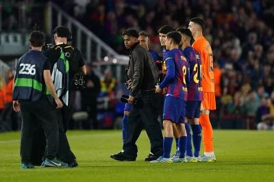 FC Barcelone Mercato : un autre serial buteur qu’Alvarez poussé au PSG, Yamal enrage !