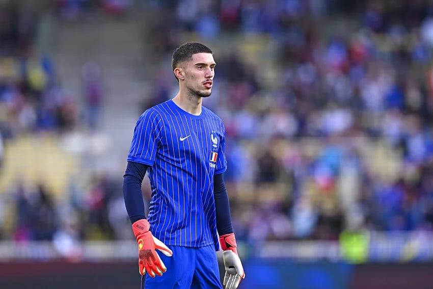 PSG : Paris va boucler une signature qui fait saliver Risser au RC Lens 