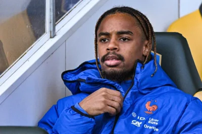 PSG : Barcola sur le départ, remplacé par une recrue à 115M€ ?