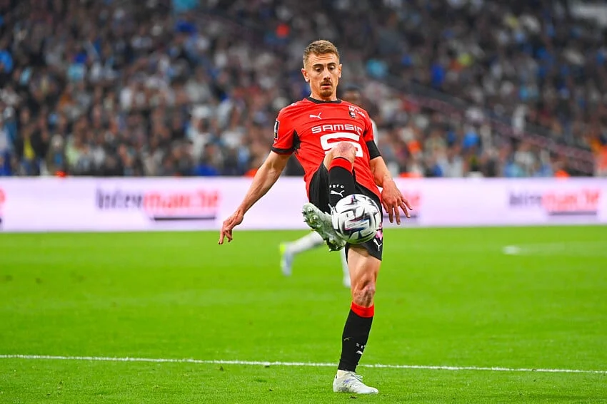 FC Nantes : Der Zaklarian déjà atomisé par Rongier (Stade Rennais) ! 