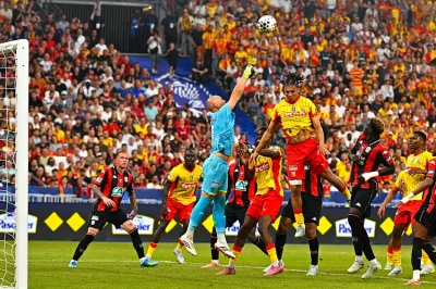 RC Lens Mercato : la cote d’un Lensois explose à 35 M€, l’OM et le PSG s’affolent !