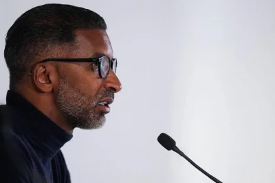 OM : coup de tonnerre, Habib Beye se prépare déjà pour la reprise !