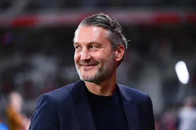RC Lens, LOSC Mercato : un nouveau derby se prépare au mercato, l’OL s’invite dans la bagarre !