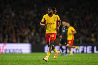 ASSE : un ancien du RC Lens déroule le tapis rouge à une recrue XXL manquée par Kilmer