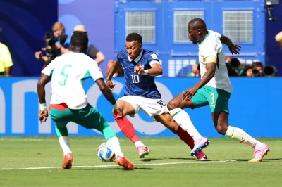 France – Sénégal (3-1) : les Bleus se réveillent et signent un début prometteur en Coupe du Monde