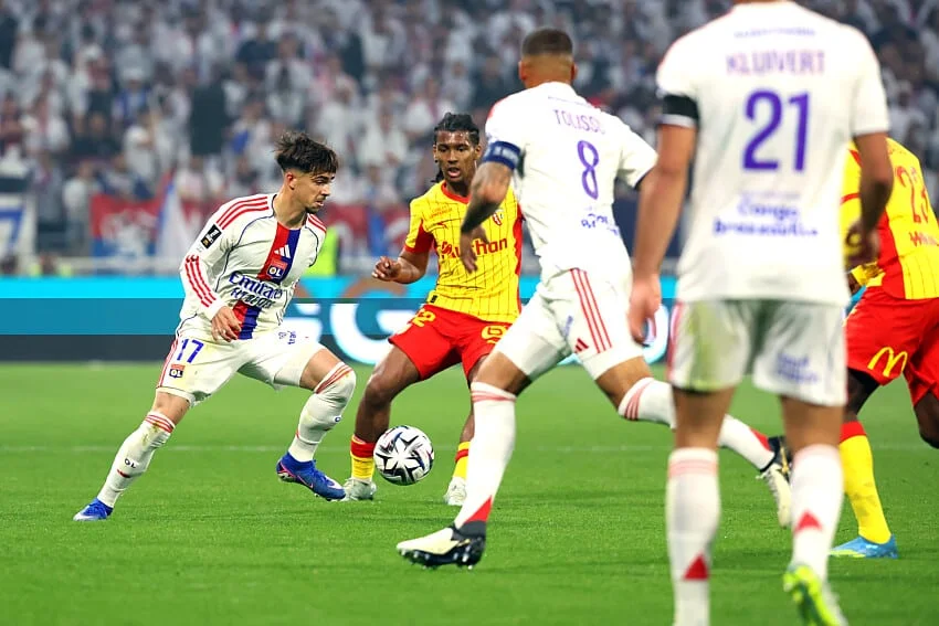 OL Mercato : avant la DNCG, Lyon boucle un énorme transfert à 32 M€ ! 