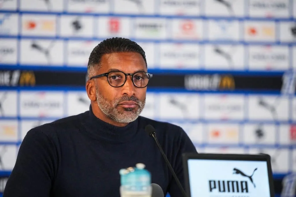 OM : on sait combien coûtera le départ d’Habib Beye, la surprise est totale ! 
