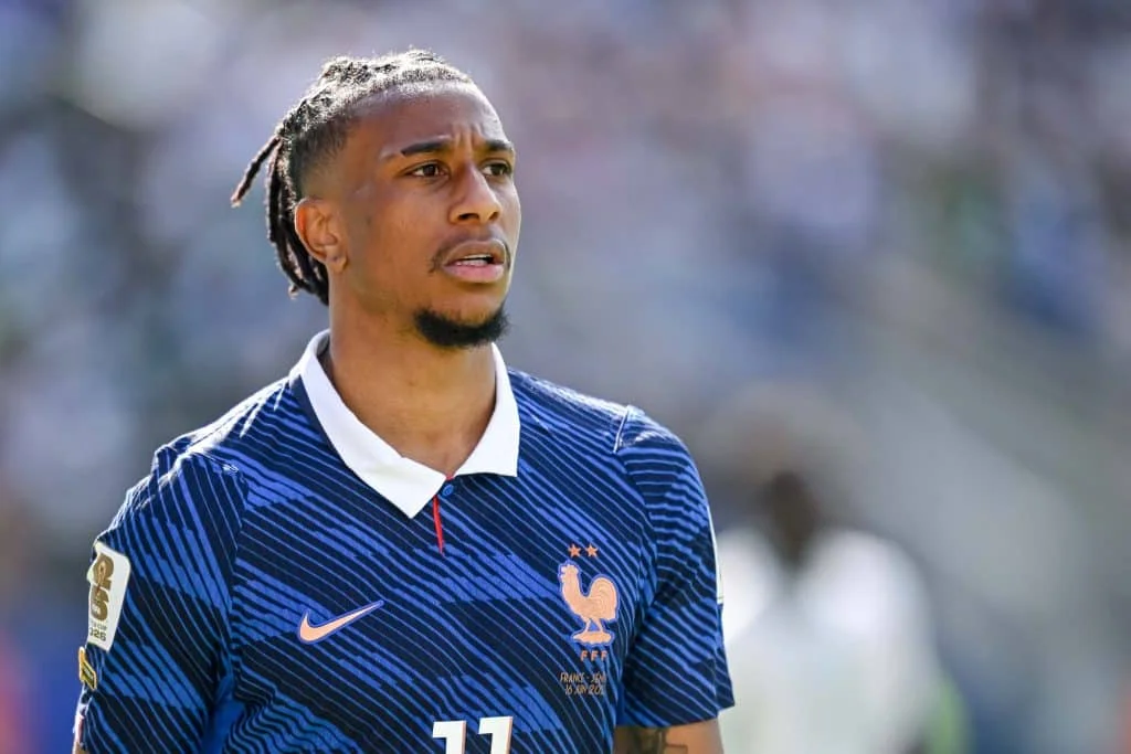 PSG Mercato : le Real Madrid sort du silence pour Mickaël Olise !