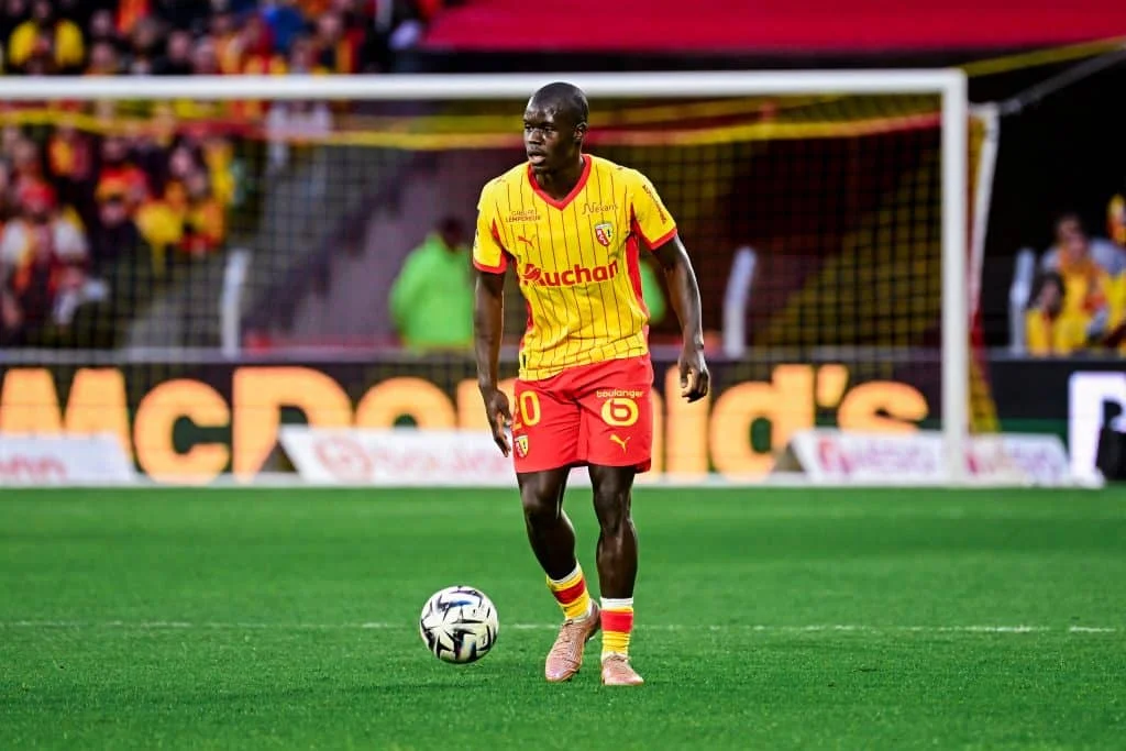 Mercato : Malang Sarr donne sa réponse définitive au RC Lens, à l’OM et au Stade Rennais