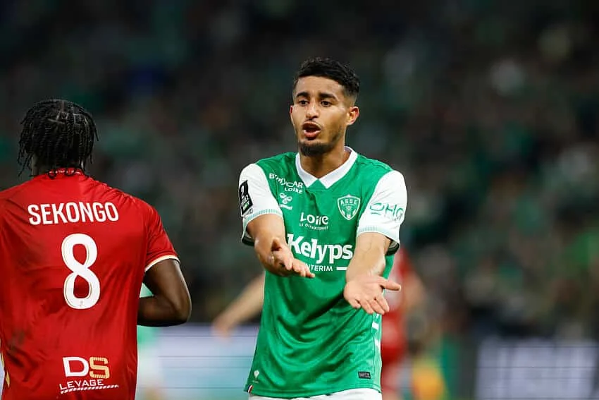 ASSE Mercato : un club de L1 se jette déjà sur Moueffek ! 