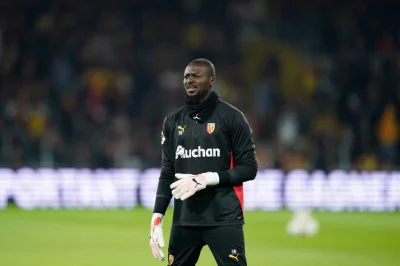 RC Lens Mercato : coup dur pour l’OM, un nouveau club de Ligue 1 débarque pour Koffi