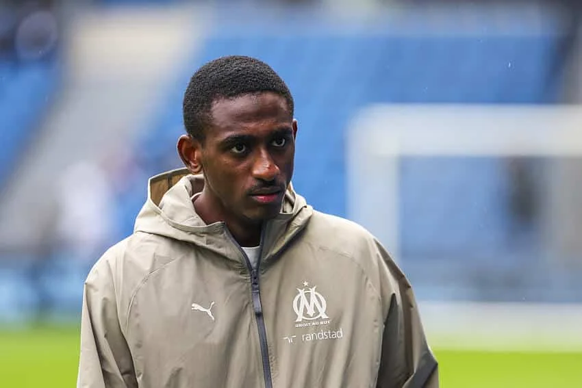 OM Mercato : après Greenwood, un chouchou des supporters sacrifié par Genesio pour renflouer les caisses ?