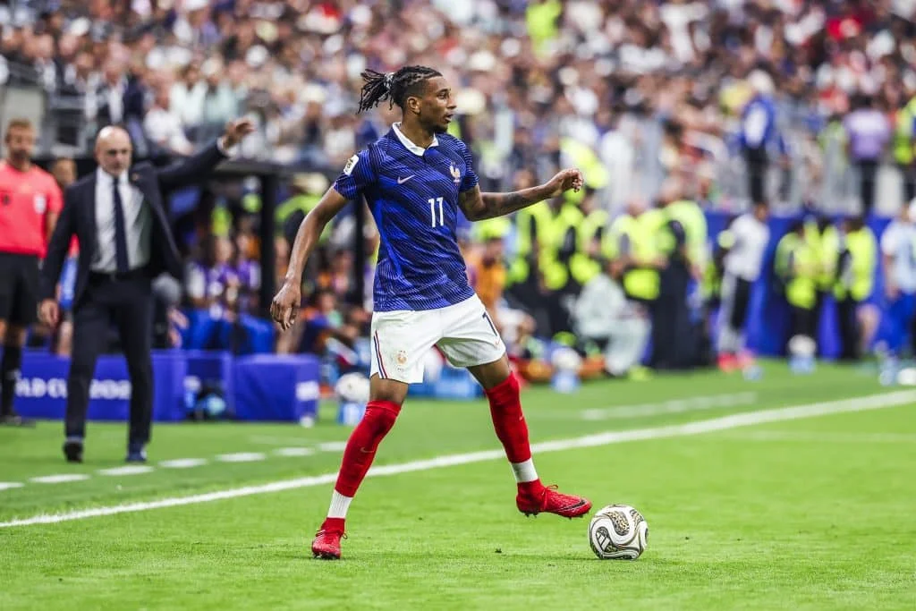 PSG Mercato : Michael Olise a tranché, énorme coup dur pour Paris !