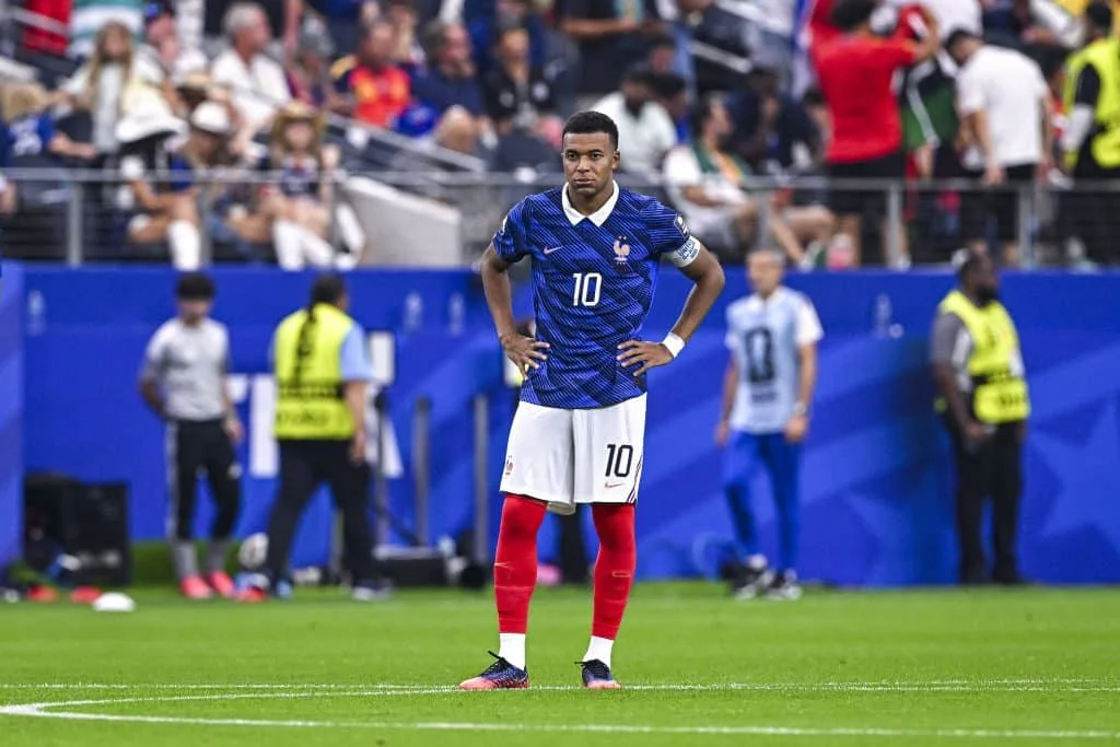Pronostic France – Angleterre : Mbappé peut-il sauver l’honneur des Bleus ?