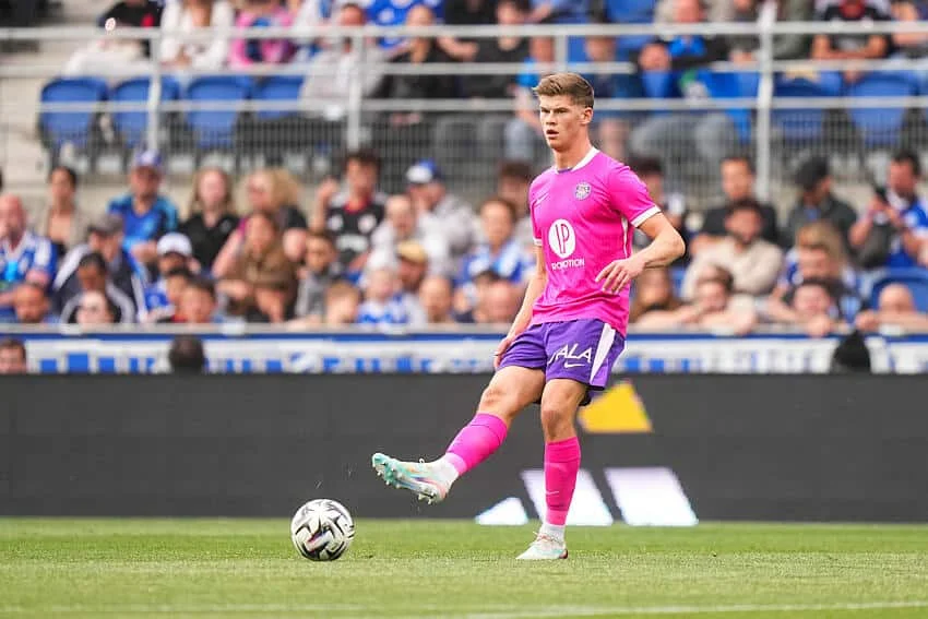 Stade Rennais Mercato : après Kebbal, coup de théâtre pour Cresswell ! 