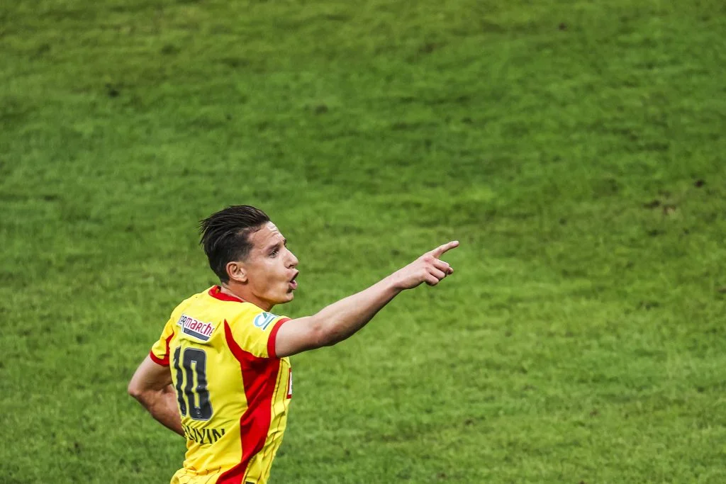 RC Lens : Thauvin lance sa préparation, un autre dossier avance