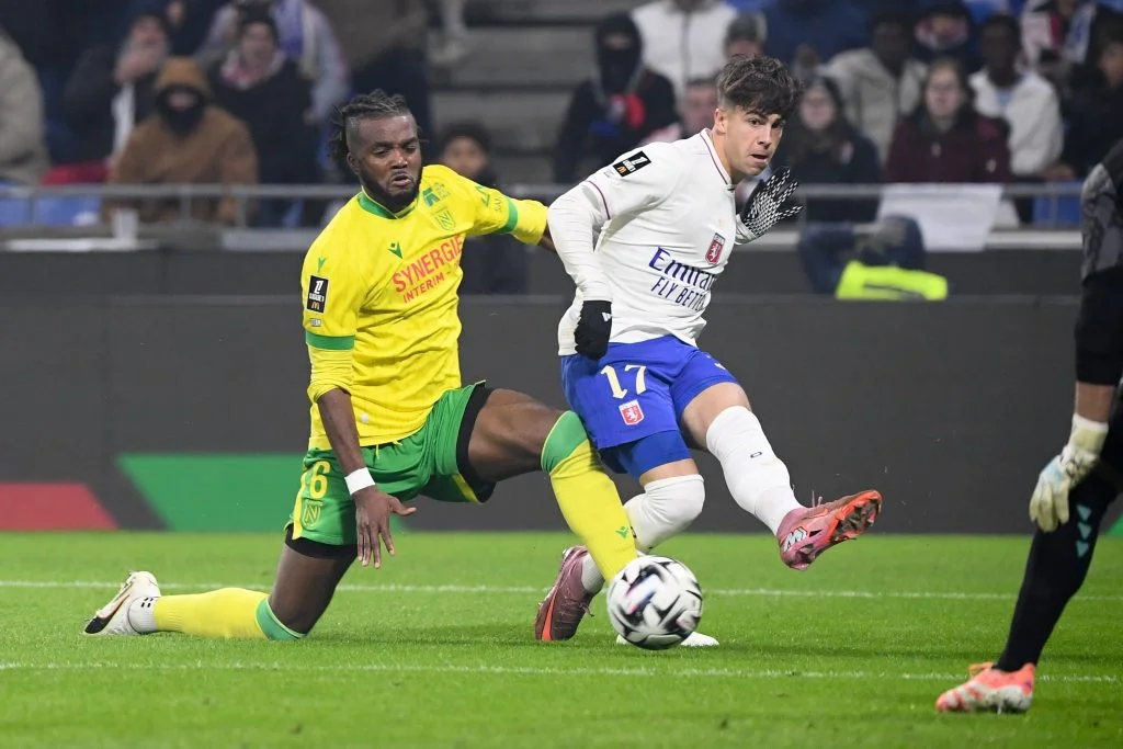 FC Nantes Mercato : Awaziem vers la sortie, les Canaris préparent déjà sa succession !